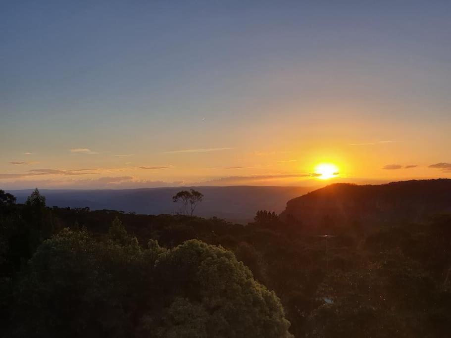 Narrow Neck Views - Peaceful 4 Bedroom Home With Stunning Views! Katoomba Buitenkant foto